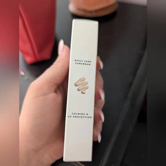 Skin1004 Sunscreen - Picture 4 of 6